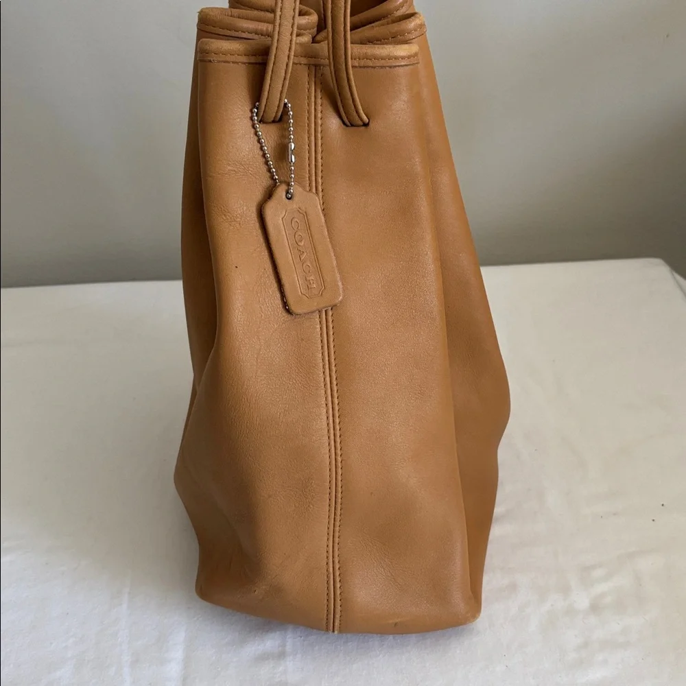 Vintage Coach Legacy Drawstring Leather Bucket Bag, 9165 - Picture 4 of 14